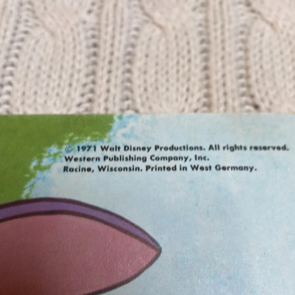 VTG Disney kids books. Two in lot. Poor Pluto ‘46 & Mickey Mouse’s Circus ‘71 - Picture 13 of 14